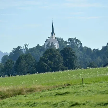 Selbstversorgerhuette Plafing 埃布斯镇