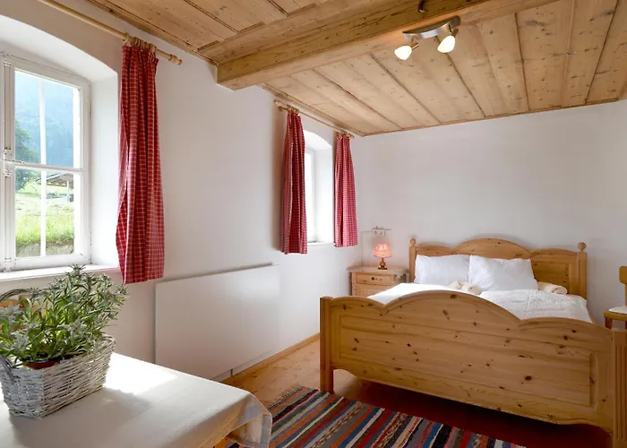 Selbstversorgerhuette Plafing *