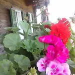 Selbstversorgerhuette Plafing *